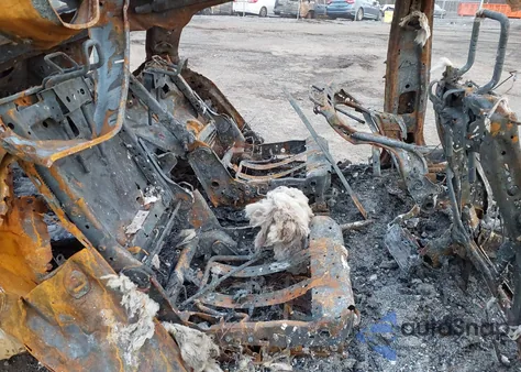 2026 Cadillac Vistiq Sport z USA, uszkodzony, nr VIN 1GYC3NML2TZ705172